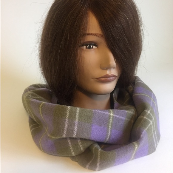 Johnstons 100% Lambswool Scarf Purple Green - Picture 3 of 8